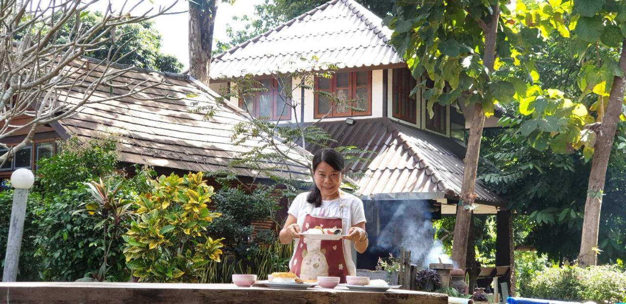 จำค่า ชาเลท์ บ้านพักสวนเกษตร Lampang Bagian luar foto